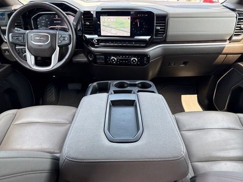 Used 2025 GMC Sierra 1500 SLT AWD/4WD image 13