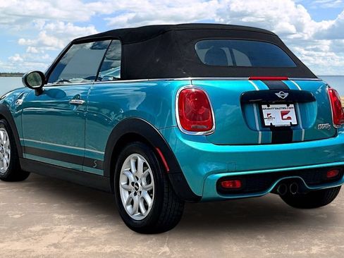 Used 2017 MINI Cooper S FWD image 6