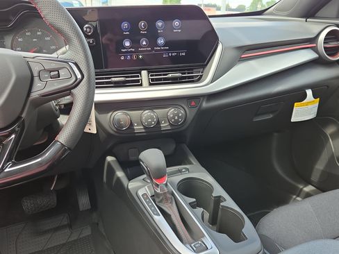 New 2026 Chevrolet Trax RS w/ Driver Confidence Package FWD image 24