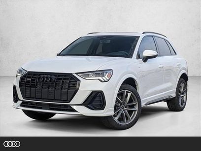 Certified 2025 Audi Q3 2.0T Premium w/ Convenience Package