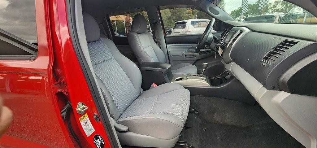 Used 2015 Toyota Tacoma PreRunner w/ TRD Sport Package RWD image 27