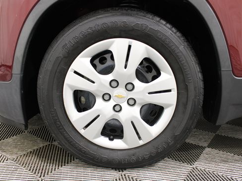 Used 2016 Chevrolet Trax LS FWD image 32