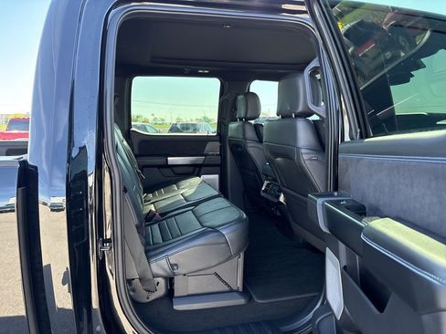 Used 2025 Ford F250 Platinum AWD/4WD image 17