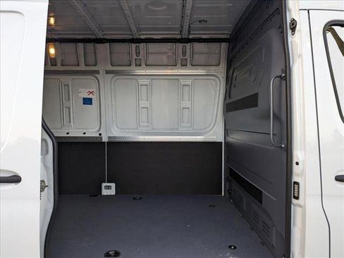 New 2025 Mercedes-Benz Sprinter 2500 image 15