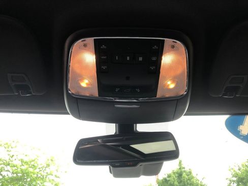 Used 2014 Jeep Grand Cherokee Overland w/ Advanced Technology Group AWD/4WD image 33