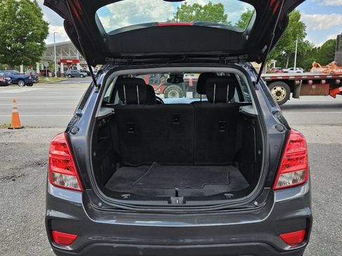 Used 2019 Chevrolet Trax LS FWD image 20