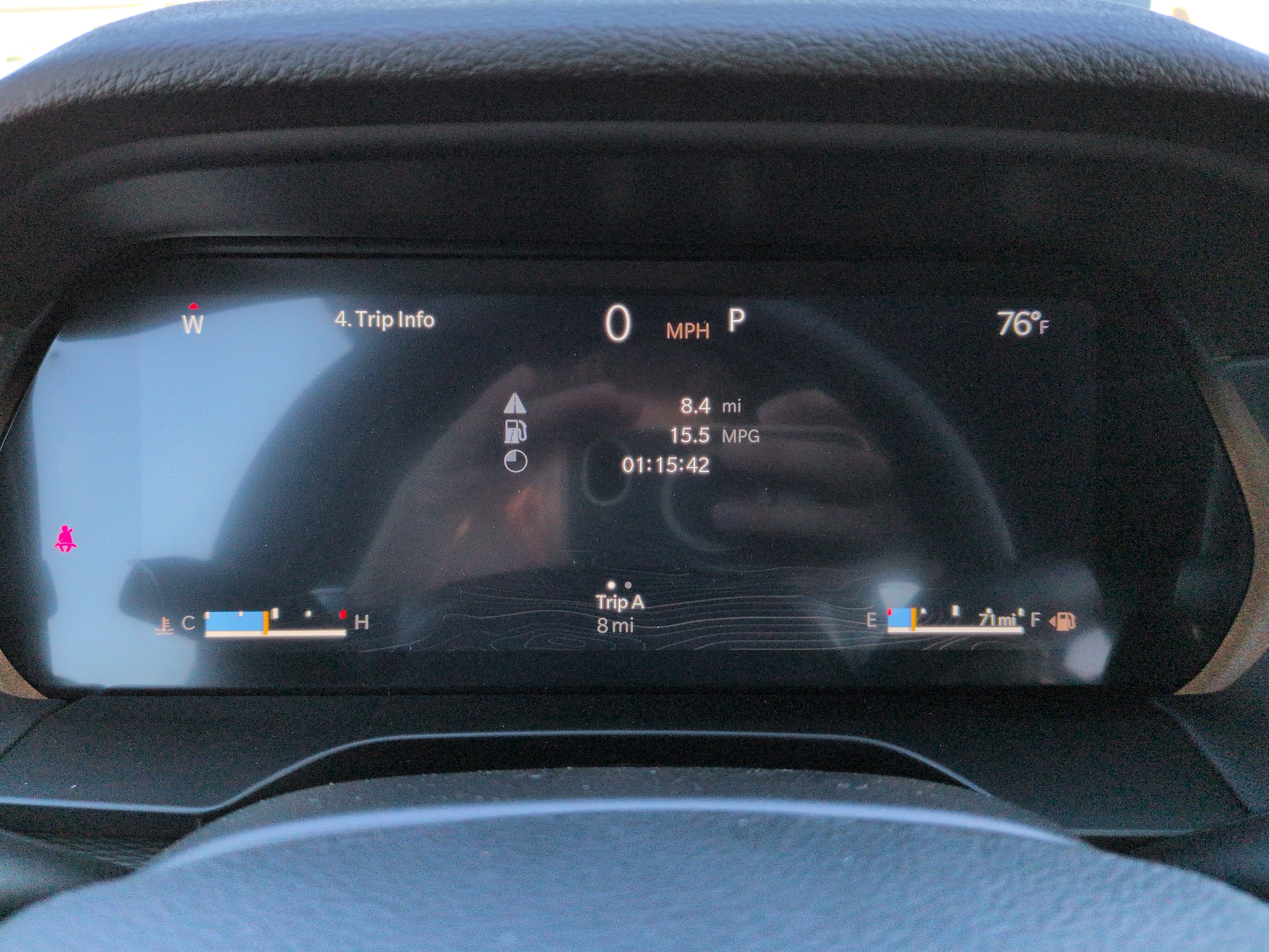 New 2027 Jeep Grand Cherokee Laredo RWD image 24