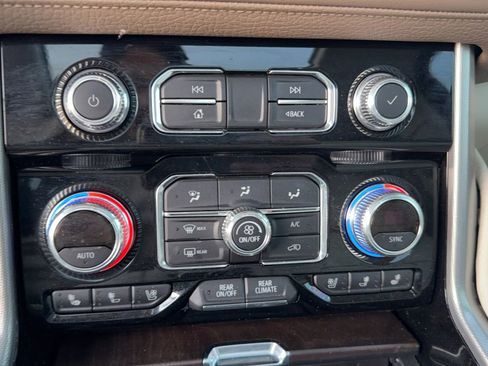 Used 2021 GMC Yukon XL Denali w/ Denali Ultimate Package image 26