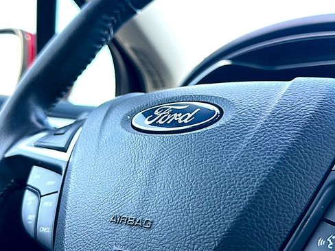 Used 2019 Ford Fusion SE w/ Equipment Group 151A image 30