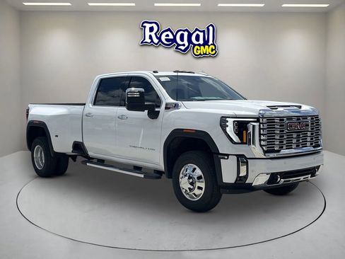 New 2026 GMC Sierra 3500 Denali w/ Denali Reserve Package AWD/4WD image 1