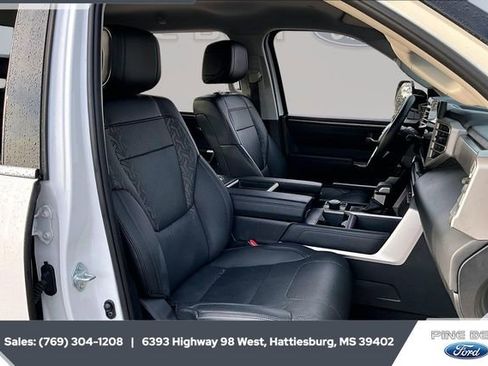 Used 2022 Toyota Tundra Limited image 6