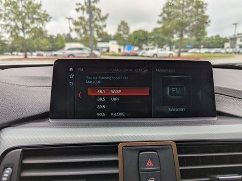 Used 2019 BMW 440i Convertible RWD image 18