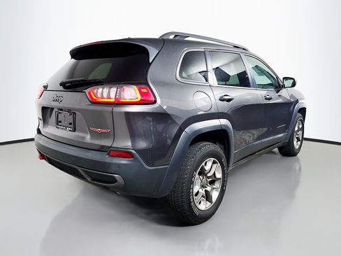 Used 2019 Jeep Cherokee Trailhawk w/ Cold Weather Group image 4