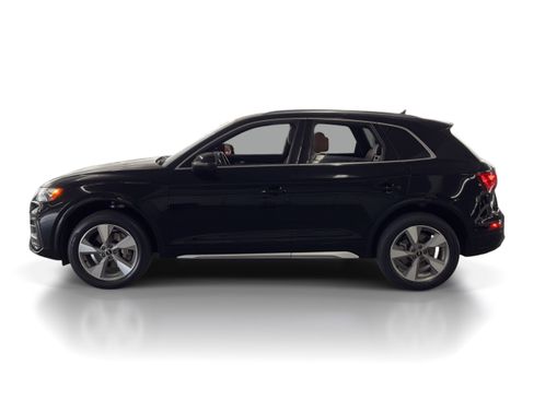Used 2023 Audi Q5 2.0T Premium Plus w/ Premium Plus Package image 2