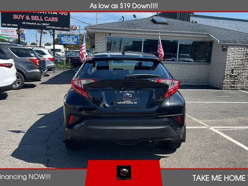 Used 2021 Toyota C-HR LE FWD image 3