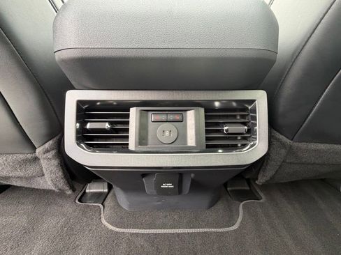 Used 2025 Ford F250 Platinum w/ Tremor Off-Road Package AWD/4WD image 7