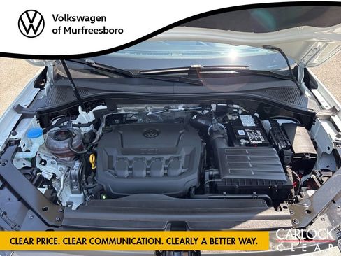Certified 2023 Volkswagen Tiguan SE R-Line FWD image 11