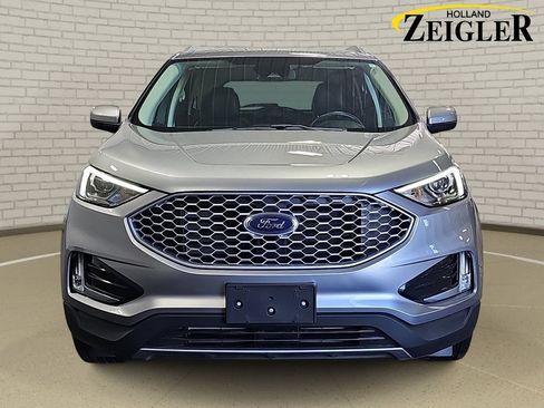 Used 2024 Ford Edge SEL w/ Convenience Package AWD/4WD image 2