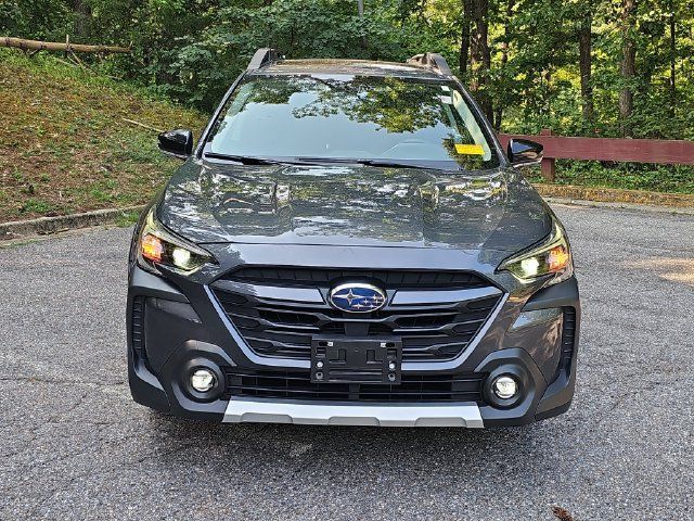 Certified 2024 Subaru Outback Limited AWD/4WD image 3