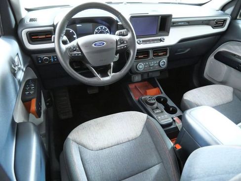 Certified 2022 Ford Maverick XLT w/ XLT Luxury Package FWD image 4
