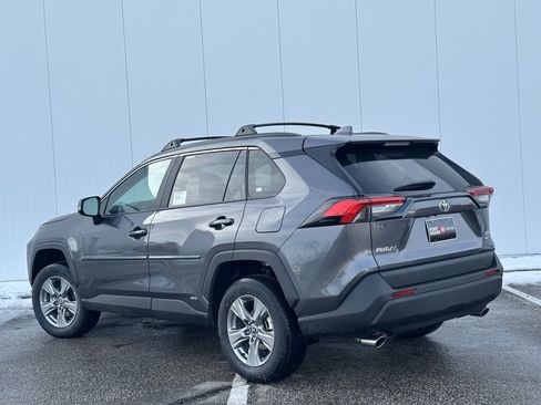New 2025 Toyota RAV4 XLE image 3