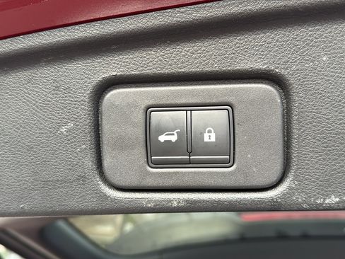 Certified 2022 Nissan Pathfinder SL image 26