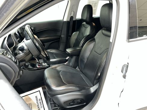 Used 2020 Jeep Compass Limited AWD/4WD image 9