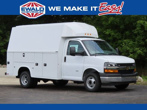 New 2024 Chevrolet Express 3500 Work Van w/ Power Convenience Package image 1