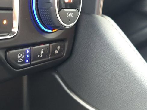 Used 2022 Chevrolet Tahoe High Country image 38