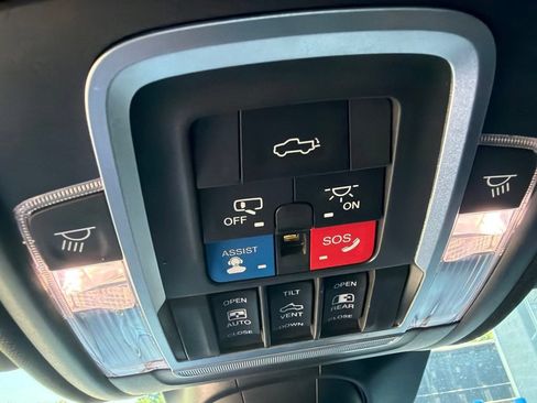 Used 2019 RAM 3500 Limited AWD/4WD image 23