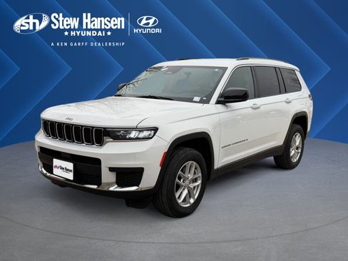 Used 2021 Jeep Grand Cherokee L Laredo w/ Luxury Tech Group I AWD/4WD image 1