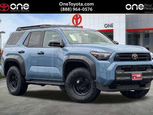 New 2026 Toyota 4Runner SR5 image 2