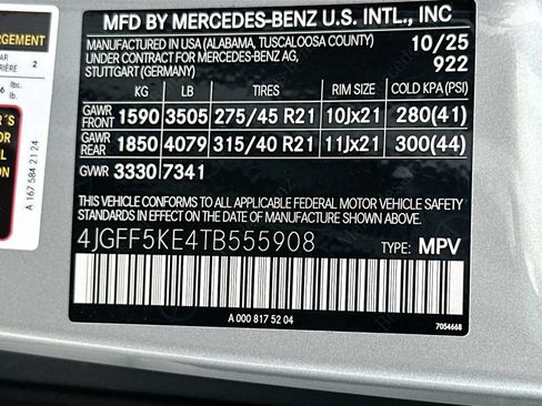Used 2026 Mercedes-Benz GLS 450 4MATIC image 35