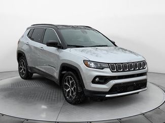Used 2025 Jeep Compass Limited video 1