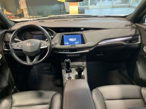 Used 2023 Cadillac XT4 Luxury image 22