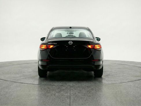 Used 2025 Nissan Sentra SV image 7