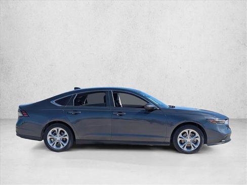 Used 2023 Honda Accord LX image 4