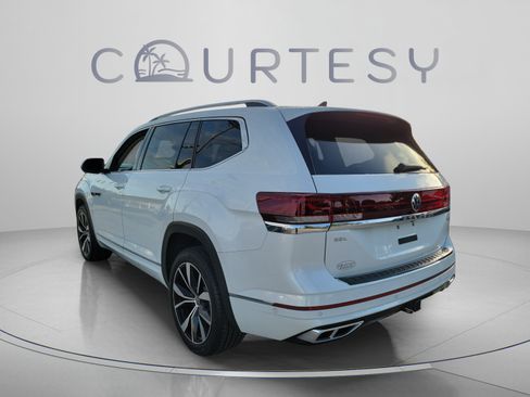 Used 2024 Volkswagen Atlas SEL Premium R-Line AWD/4WD image 7