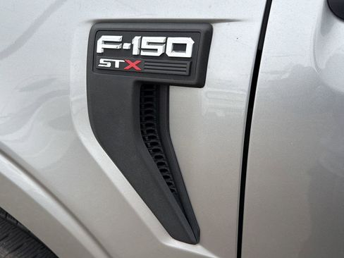 Used 2022 Ford F150 XL w/ STX Appearance Package image 9