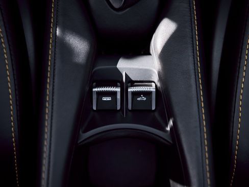 Used 2020 McLaren 720S image 59