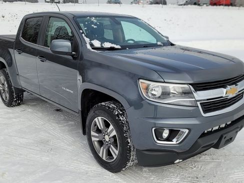 Used 2015 Chevrolet Colorado LT w/ LT Convenience Package image 2