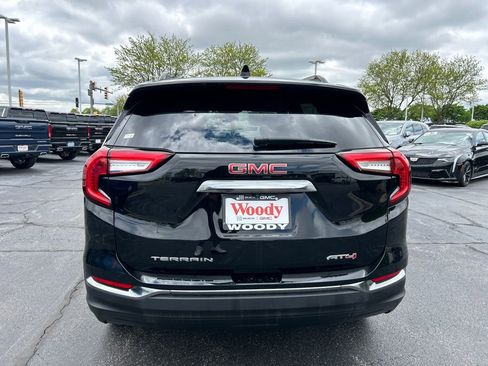 Used 2023 GMC Terrain AT4 AWD/4WD image 9