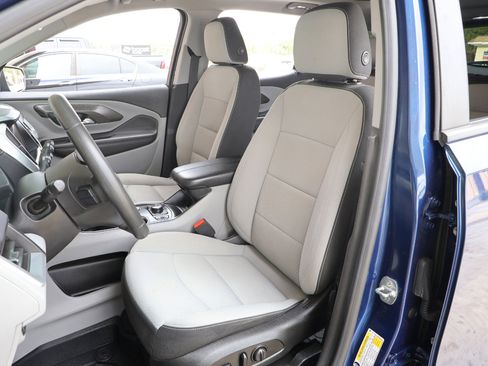 Used 2022 GMC Terrain SLE w/ Driver Convenience Package image 14