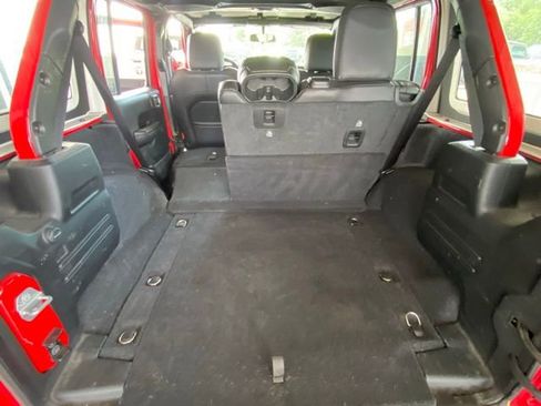 Used 2021 Jeep Wrangler Unlimited Sport image 26