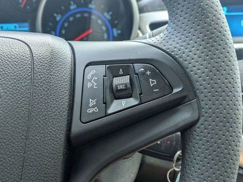 Used 2016 Chevrolet Cruze LS FWD image 23