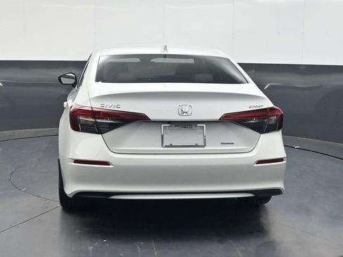 Used 2025 Honda Civic Sport image 5