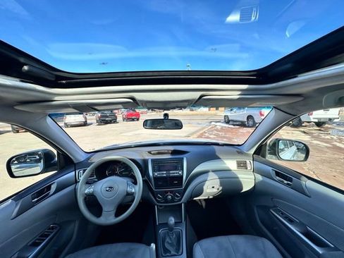 Used 2010 Subaru Forester 2.5X Premium image 29