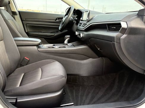 Certified 2024 Nissan Altima 2.5 S image 39