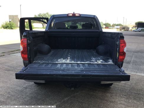 Used 2020 Toyota Tundra SR5 w/ SR5 Upgrade Package AWD/4WD image 10