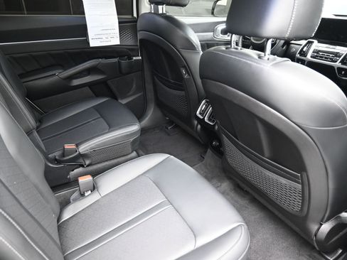 Used 2021 Kia Sorento SX image 25